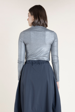 Load image into Gallery viewer, MAJESTIC METALLIC TURTLENECK