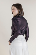 Load image into Gallery viewer, MAJESTIC METALLIC TURTLENECK