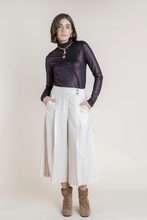 Load image into Gallery viewer, MAJESTIC METALLIC TURTLENECK