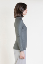 Load image into Gallery viewer, MAJESTIC METALLIC TURTLENECK