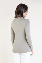 Load image into Gallery viewer, MAJESTIC LONG SLEEVE CREW
