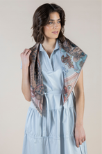 Load image into Gallery viewer, SABINA SAVAGE 90 CM SILK TWILL SCARF