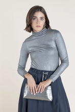 Load image into Gallery viewer, MAJESTIC METALLIC TURTLENECK