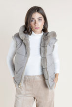 Load image into Gallery viewer, COGNO REVERSIBLE VEST
