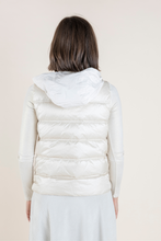 Load image into Gallery viewer, SEBASTIANO VEST
