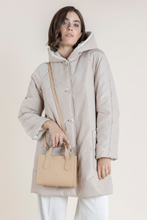 Load image into Gallery viewer, DORA SMALL TOTE
