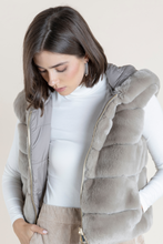Load image into Gallery viewer, COGNO REVERSIBLE VEST
