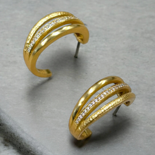 Load image into Gallery viewer, LUMIERE HOOP EARRINGS
