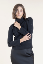 Load image into Gallery viewer, PELLICO SWEATER
