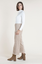 Load image into Gallery viewer, CAPRIOLO PANTS
