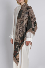 Load image into Gallery viewer, SABINA SAVAGE 135 CM WOOL SILK SCARF (Zouyou, Cry the Deer)
