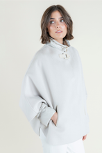 Load image into Gallery viewer, CERA CONVERTIBLE CAPE

