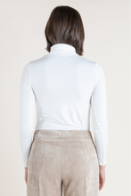 Load image into Gallery viewer, MAJESTIC LONG SLEEVE TURTLE
