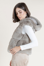 Load image into Gallery viewer, COGNO REVERSIBLE VEST
