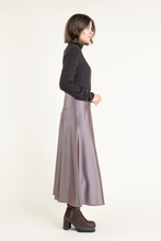 Load image into Gallery viewer, CALAVESE SKIRT
