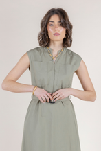 Load image into Gallery viewer, LEON DRESS
