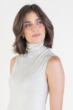 Load image into Gallery viewer, SIGNATURE CITYSCAPE CABLE HOOP EARRINGS
