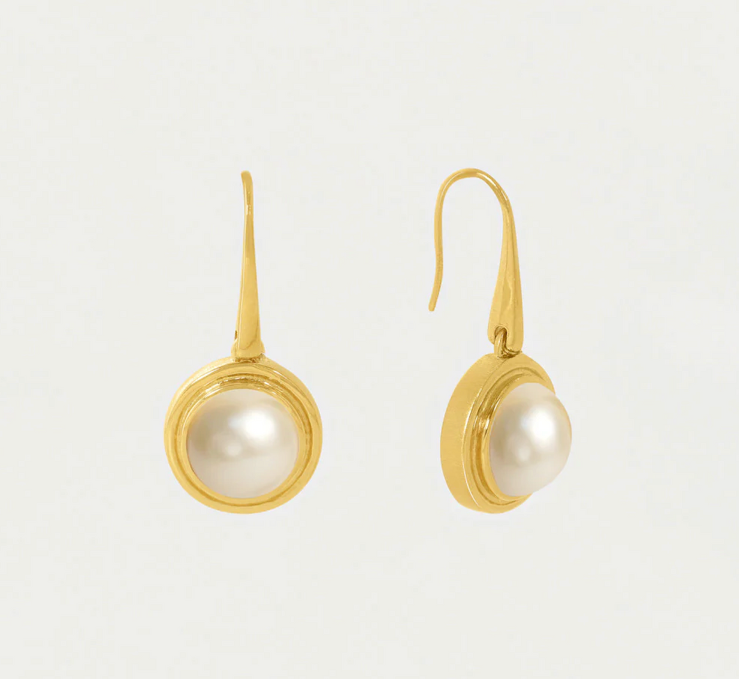 SIGNET PEARL EARRINGS