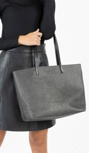 Load image into Gallery viewer, ESSENTIAL TOTE LUXE (Multiple Colors)
