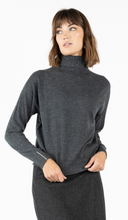 Load image into Gallery viewer, BREGANZE SWEATER
