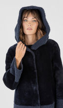 Load image into Gallery viewer, MIRANO REVERSIBLE SHEARLING
