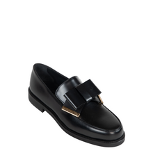 Load image into Gallery viewer, CARRERA LOAFERS
